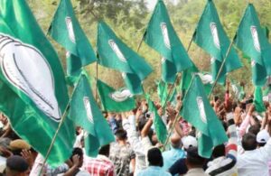 SIR Voter Row: ସିଇସି ଜ୍ଞାନେଶ କୁମାରଙ୍କ ମନମୁଖୀ କାର୍ଯ୍ୟାନୁଷ୍ଠାନ ବିରୋଧରେ ବିରୋଧୀଙ୍କ ପଦଯାତ୍ରା; ସାମିଲ ହେବ ବିଜେଡି