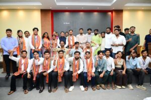 Newly Elected ABVP Student Leaders Meet CM Majhi: ମୁଖ୍ୟମନ୍ତ୍ରୀଙ୍କୁ ଭେଟିଲେ ନବନିର୍ବାଚିତ ABVPର ଛାତ୍ର ପ୍ରତିନିଧି