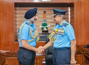 एयर चीफ मार्शल आशुतोष दीक्षित ने वायुसेना प्रमुख का पदभार संभाला