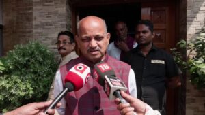 Naveen Patnaik’s CJP Support Row: CJPକୁ ନବୀନଙ୍କ ସମର୍ଥନ ପ୍ରସଙ୍ଗ: କଡ଼ା ସମାଲୋଚନା କଲେ ମନମୋହନ ସାମଲ