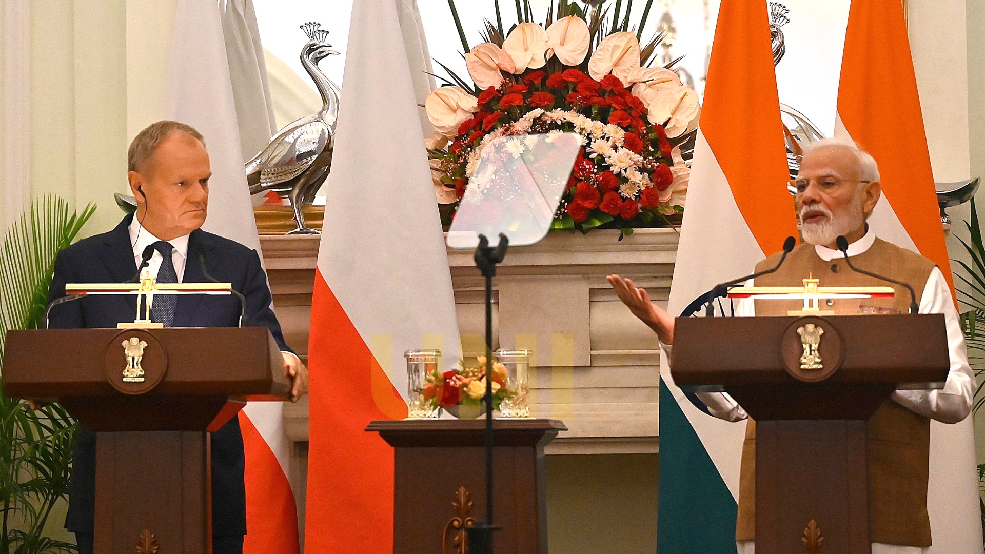 PM Modi Polish PM Donald Tusk Pledge to Strengthen India-Poland Strategic Ties