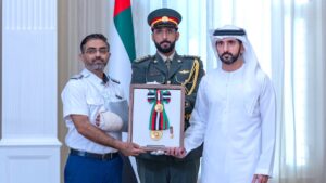 भारतीय पायलट स्मित मछार को UAE ने सर्वोच्च सम्मान ‘फर्स्ट क्लास ऑर्डर ऑफ जायद II’ से किया सम्मानित
