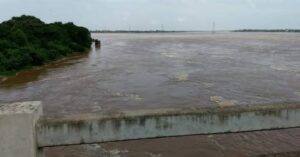 Odisha Floods Situation: ବାତ୍ୟା ‘ଅର୍ଣ୍ଣବ’ର ପରେ ବନ୍ୟା ବିପ୍ଳବ: ବିପଦ ସଙ୍କେତ ଉପରେ ଋଷିକୁଲ୍ୟା ଓ ଘୋଡ଼ାହାଡ଼ ନଦୀ ଜଳସ୍ତର