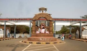 Bomb Scare Triggers At Utkal University: ଉତ୍କଳ ବିଶ୍ୱବିଦ୍ୟାଳୟରେ ବିଳମ୍ବିତ ରାତିରେ ବୋମା ମାଡ଼; ୨ ପ୍ଲାଟୁନ୍ ପୋଲିସ ଫୋର୍ସ ମୁତୟନ