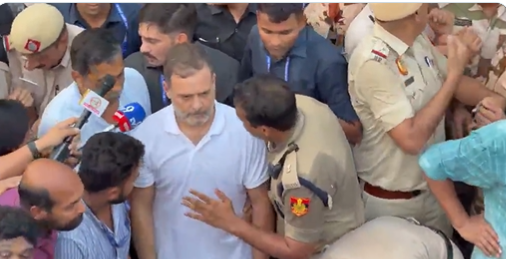 india-bloc-protest-against-cec-gyanesh-kumar-intensifies-in-delhi-rahul-gandhi-opposition-mps-detained